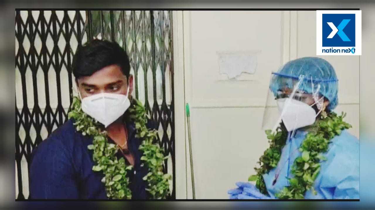 Sarath Mon (left) and Abhirami (left) during their marriage at the hospital